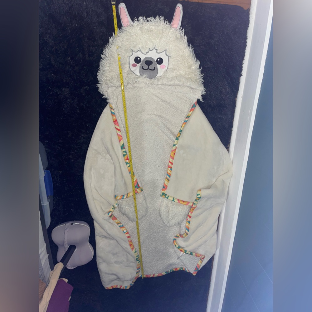 Llama blanket